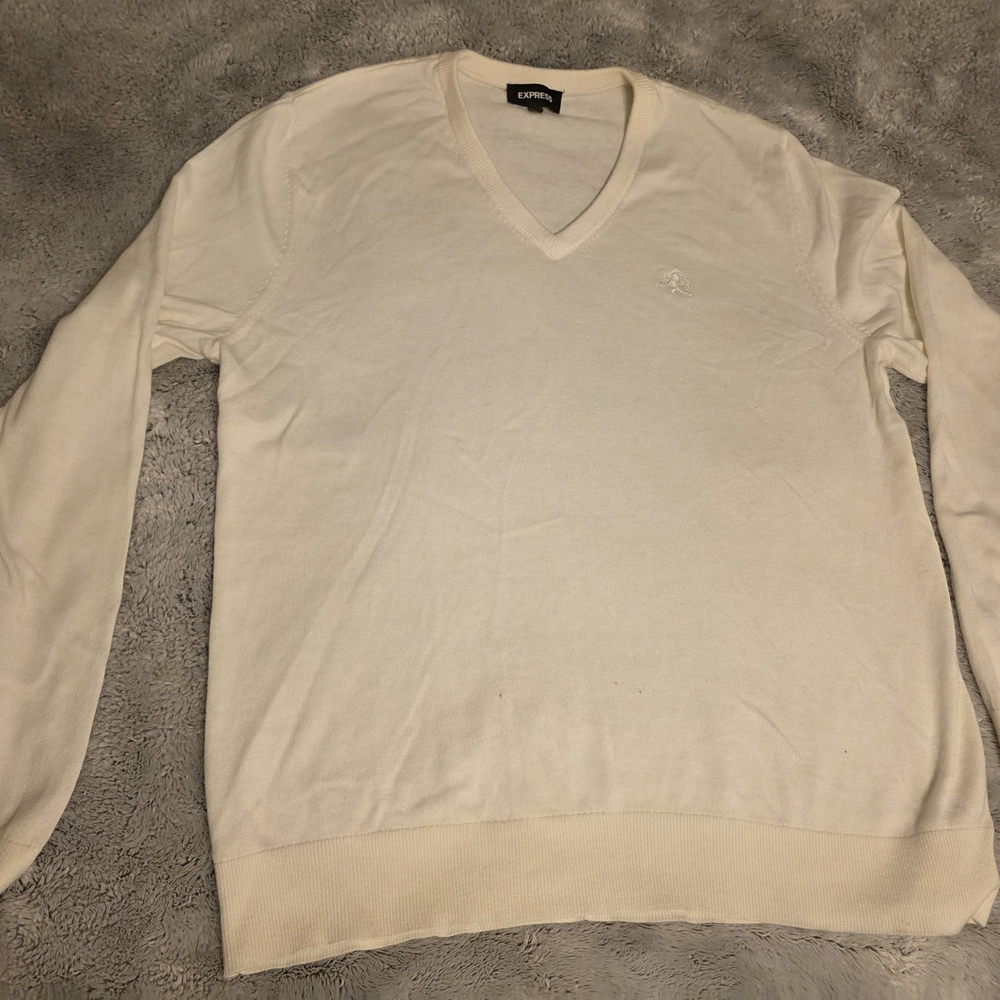 Express Men's Off-White V-Neck Sweater